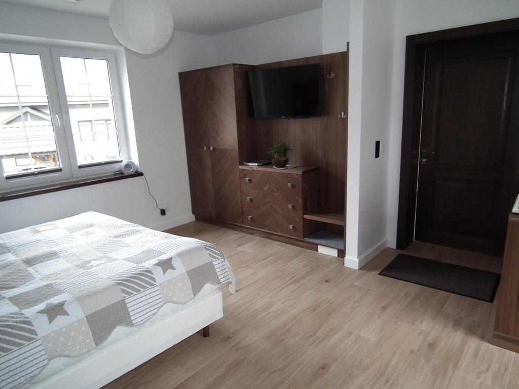 Appartamento Pod Modrzewiami Krynica-Zdrój Esterno foto