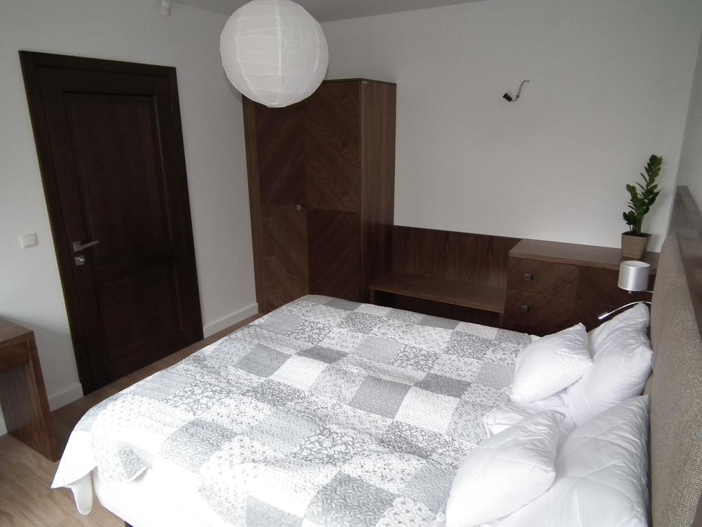 Appartamento Pod Modrzewiami Krynica-Zdrój Esterno foto
