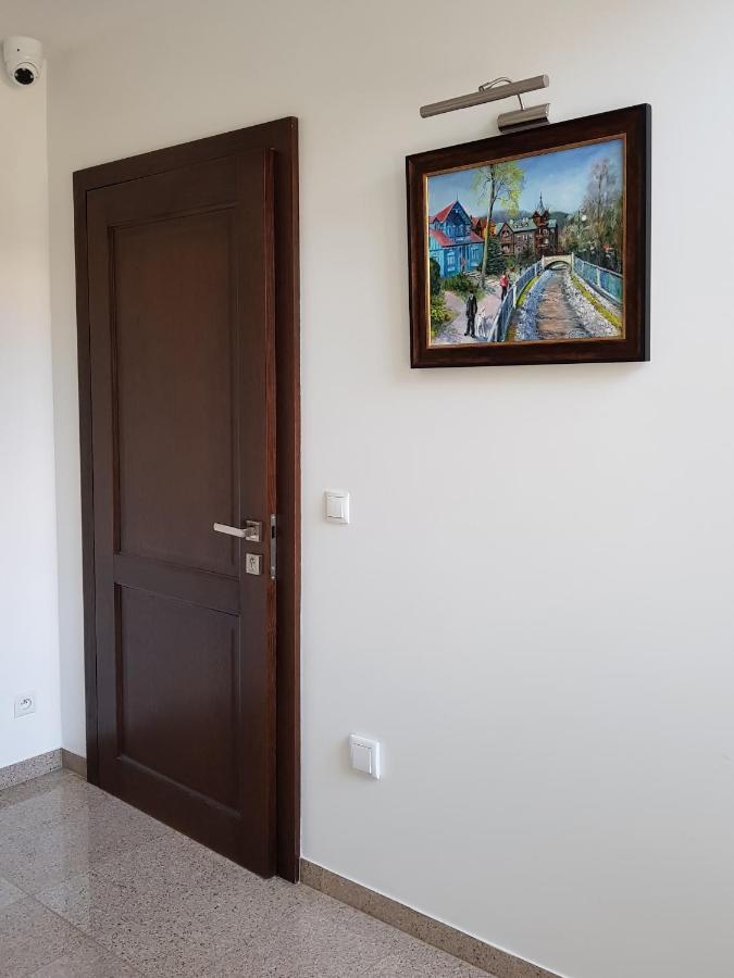 Appartamento Pod Modrzewiami Krynica-Zdrój Esterno foto